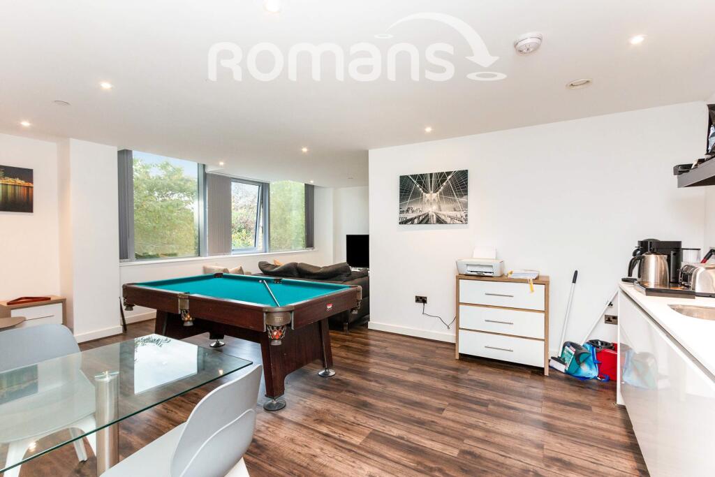 Apartment in Basingstoke and Deane, Kings Furlong - View 5
