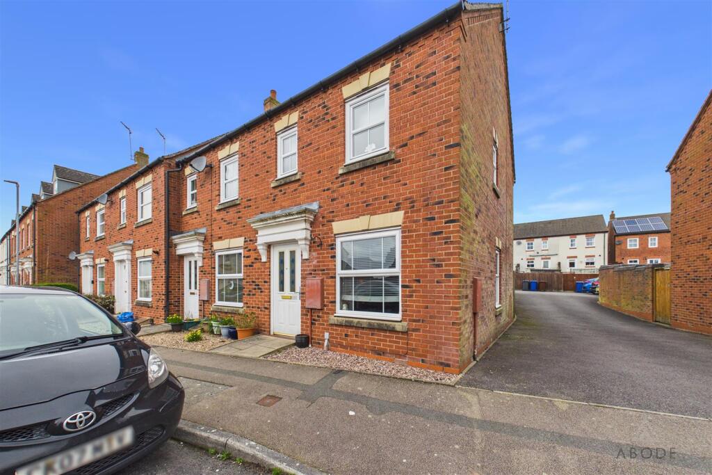 Main image of property: Drovers Close, Uttoxeter, Staffordshire