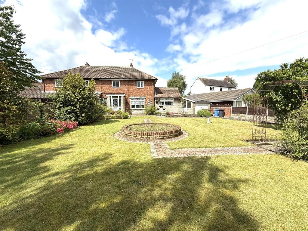 3-bed semi-detached on Uttoxeter Road, Handsacre, Rugeley, £340,000
