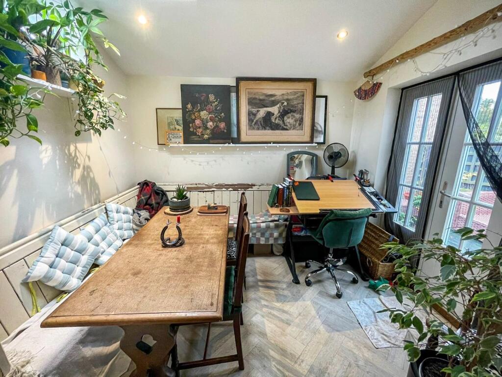 House in Ipswich - View 4
