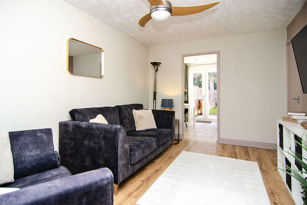 House in Lichfield, Burntwood - View 4