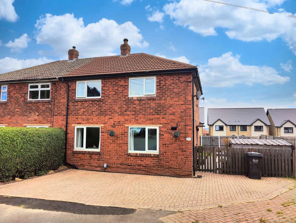 Main image of property: 111 Fairfax Crescent, Southowram, HX3 9SG
