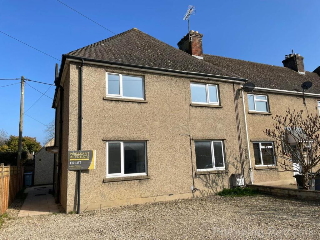 Main image of property: Moor Avenue, Witney