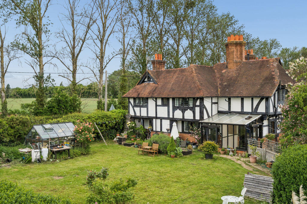 Main image of property: Character Property with Equestrian Facilities, Cookham