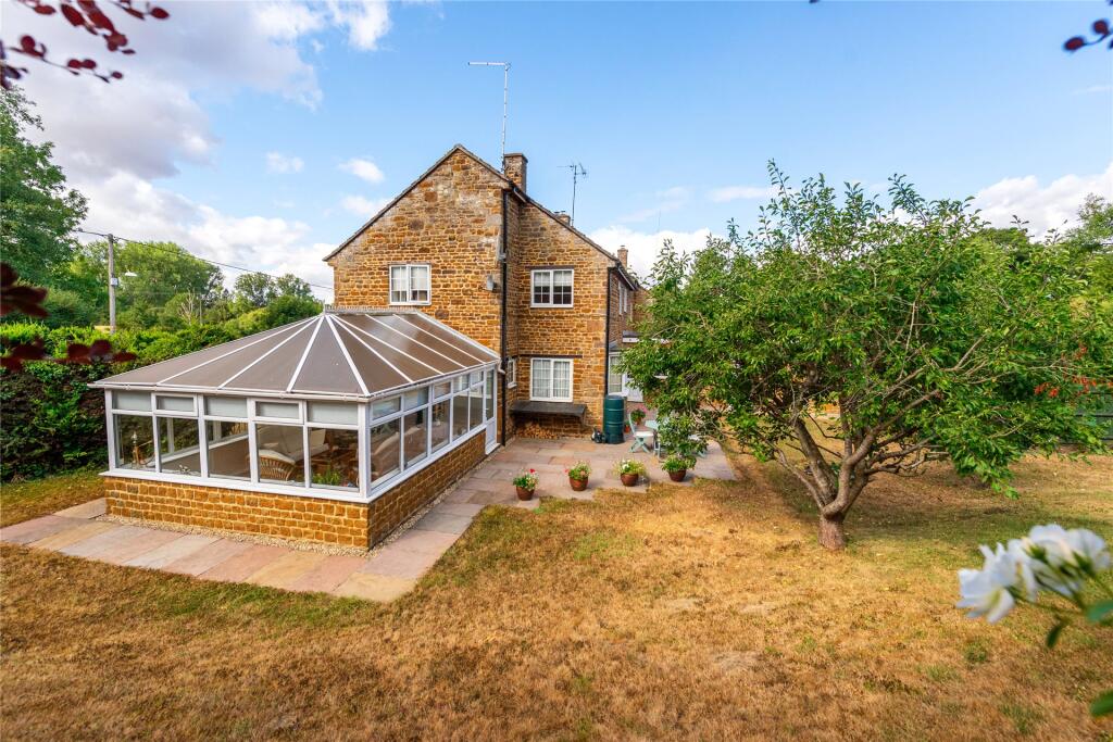 House in Northampton - View 4
