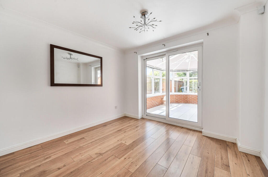 House in Peterborough, Orton Longueville - View 5