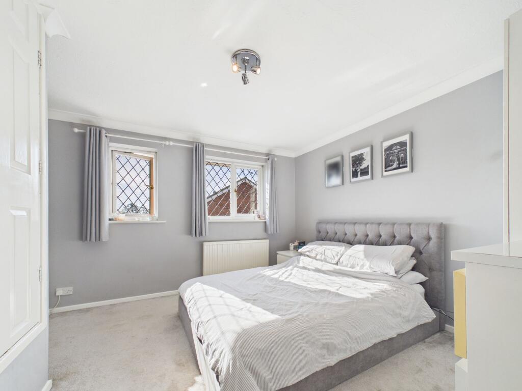 House in Calcot, Holybrook - More