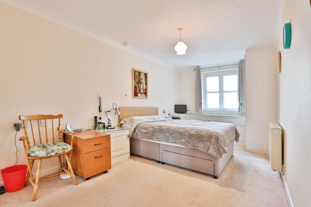 Apartment in Bournemouth - View 4