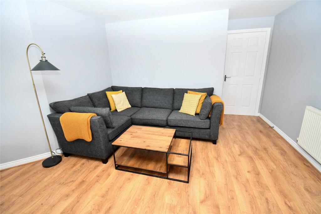Apartment in Wirral, Liverpool City Region - More