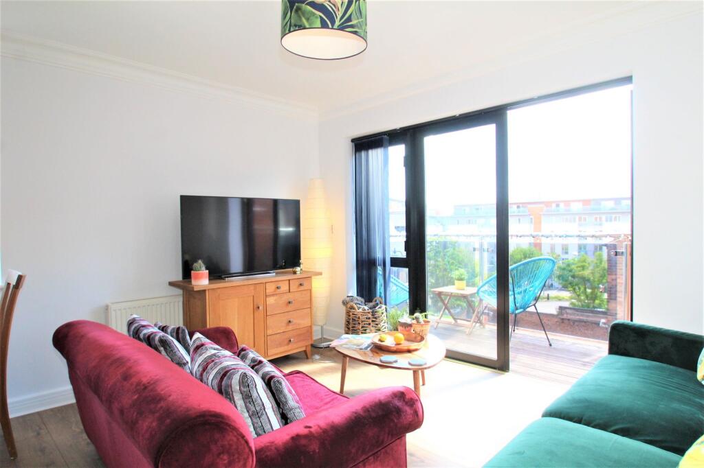 Main image of property: The Pinnacle, Nottingham, NG1