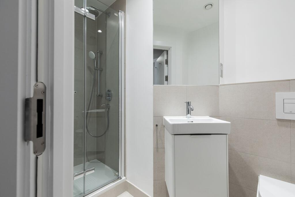 1 bedroom ground floor flat for rent