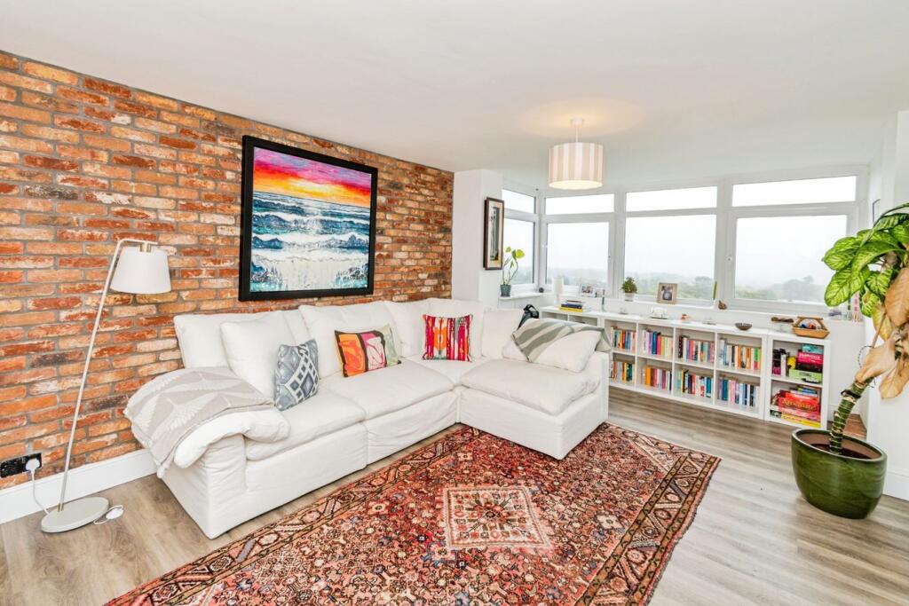 Apartment in Southampton, Glen Eyre - View 4