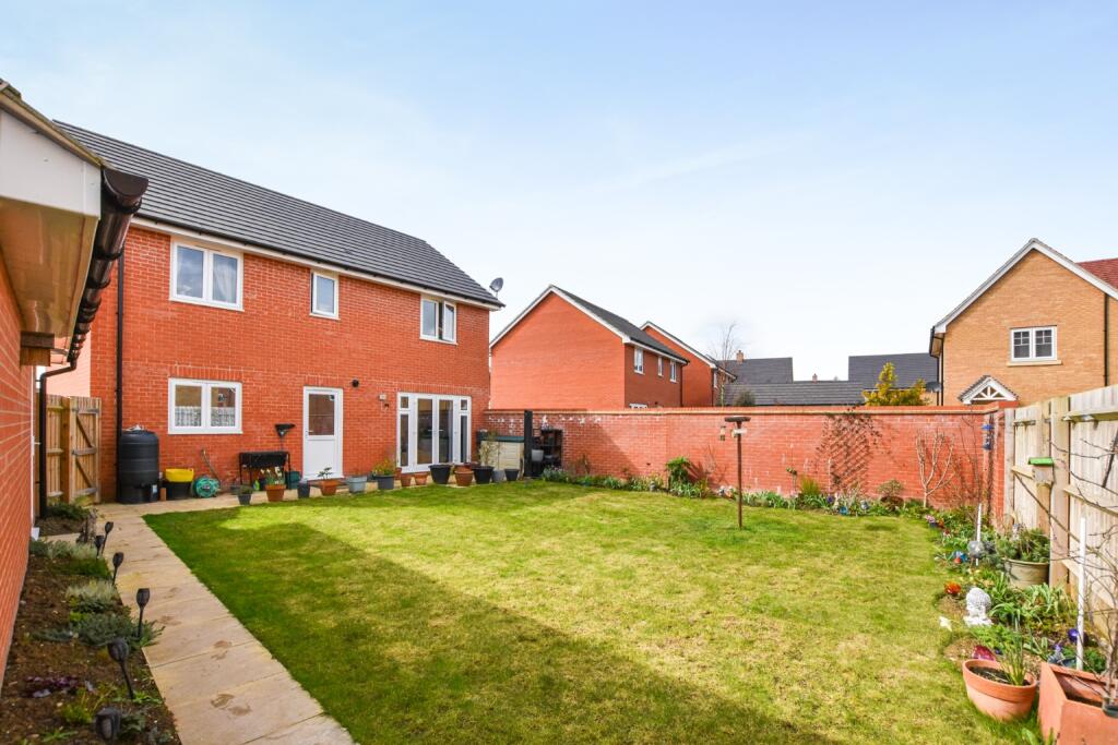 Wigmore Avenue, Wycke Place, Maldon, CM9 6LQ photo 2