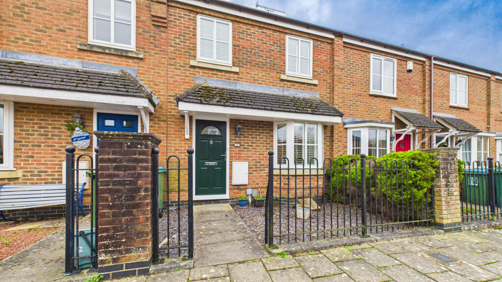 Main image of property: Woodmans Croft, Aylesbury, Buckinghamshire