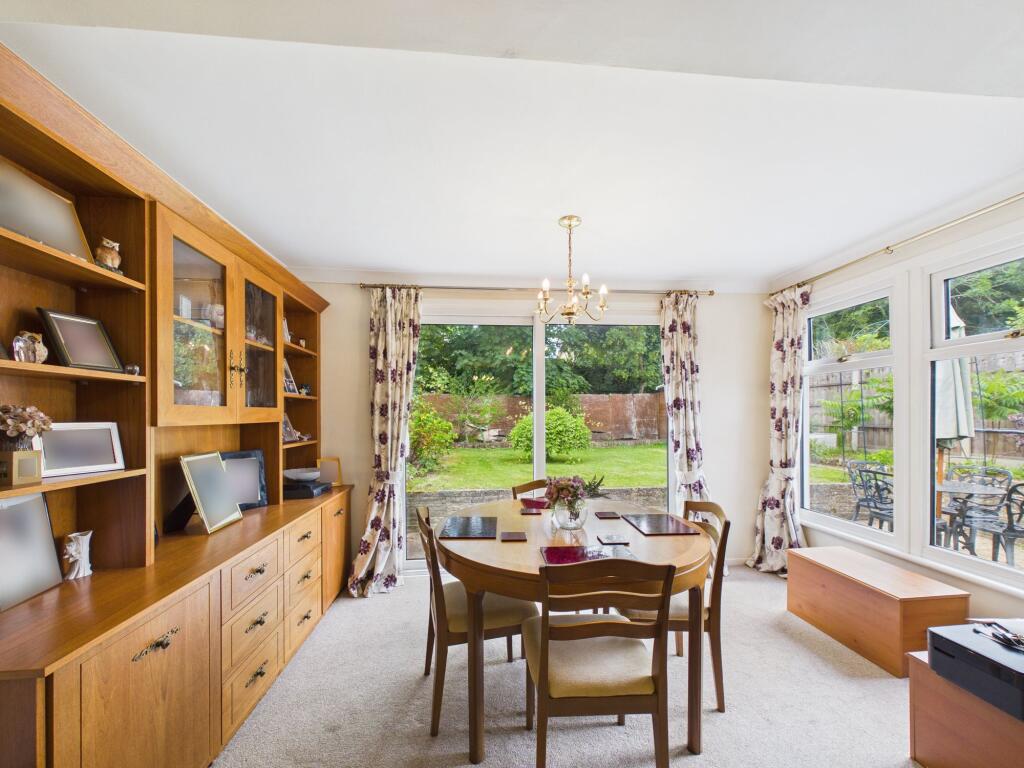 House in Reading, Lower Earley, Earley - View 5
