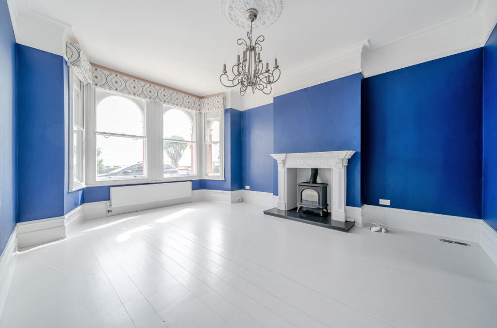House in Brighton - View 3