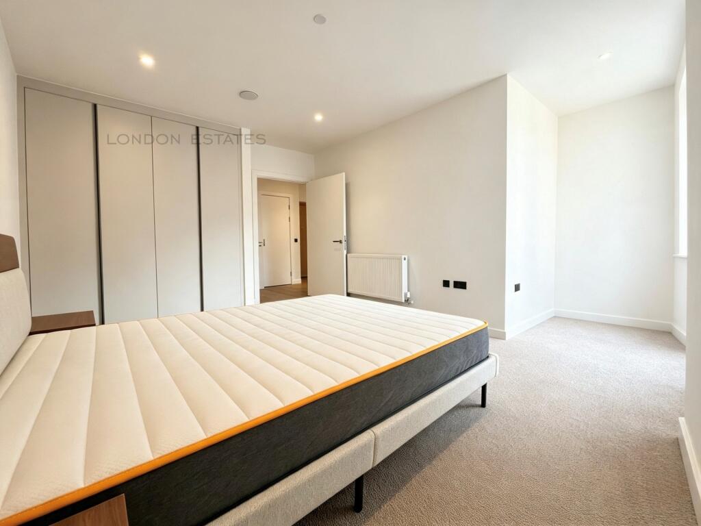 Apartment in London - More