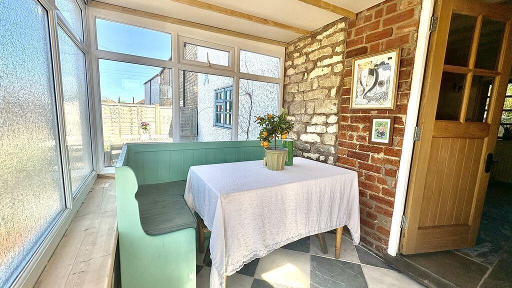 House in Lincoln - View 4
