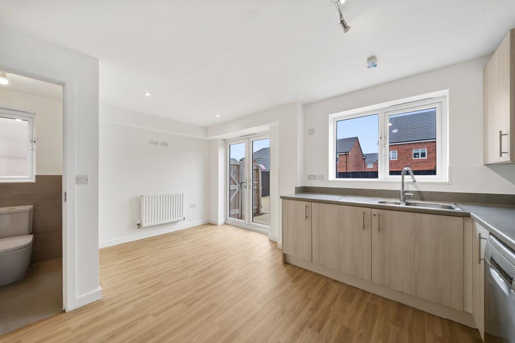 Daffodil Road, Halewood, L26 photo 4