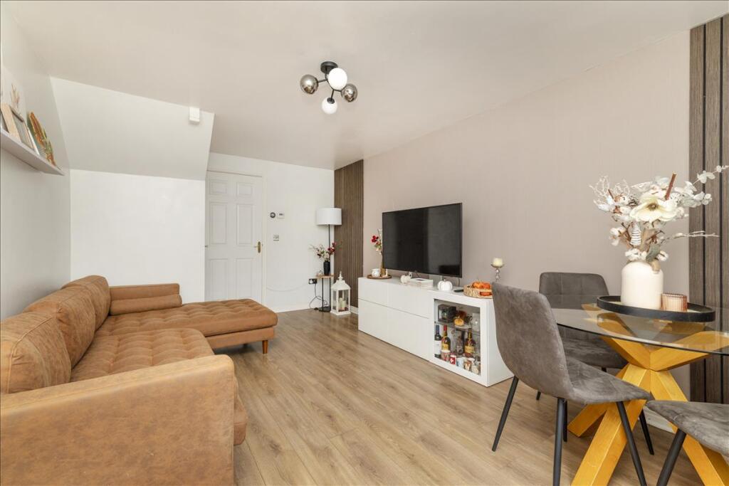 House in Edinburgh - View 4