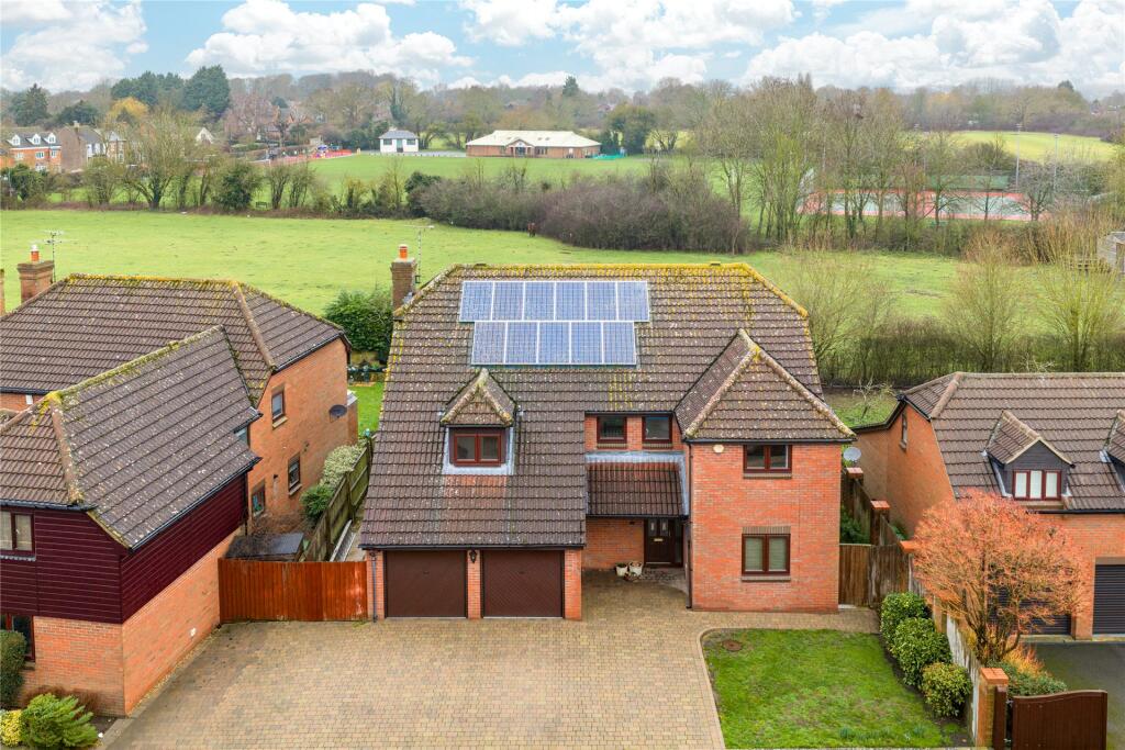 Main image of property: Marshalls Lea, Bierton, Aylesbury, Buckinghamshire, HP22