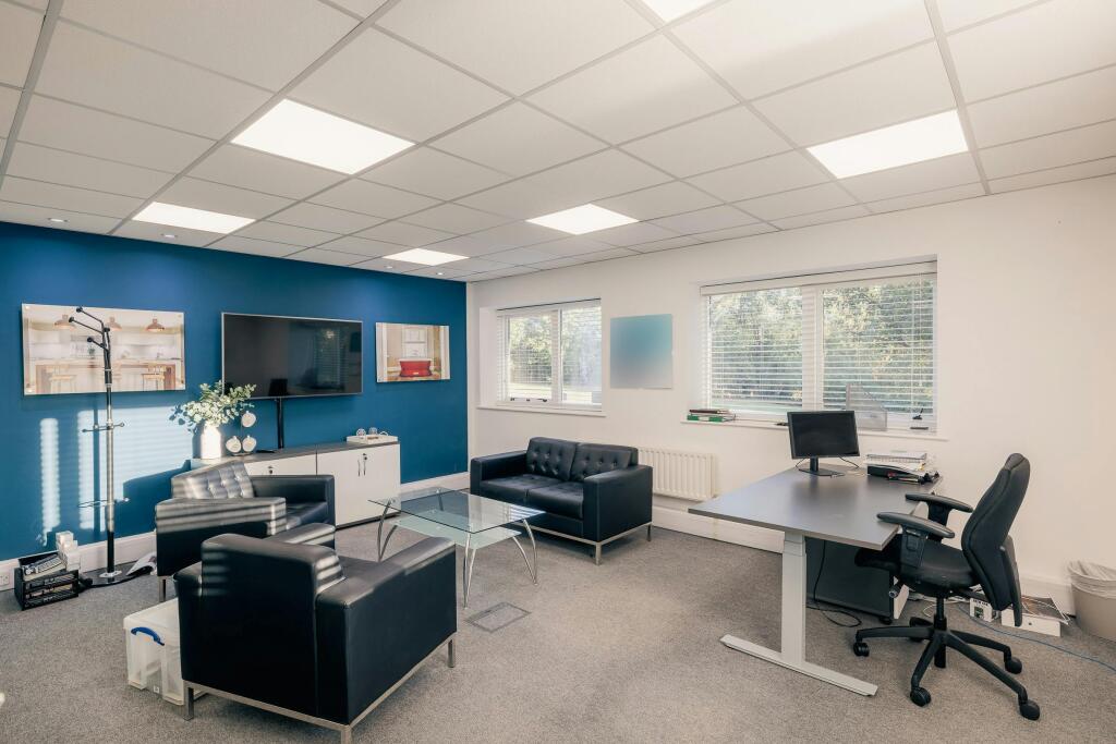 (2026-09-23)_Vantage House_(Rightmove)-1.jpg