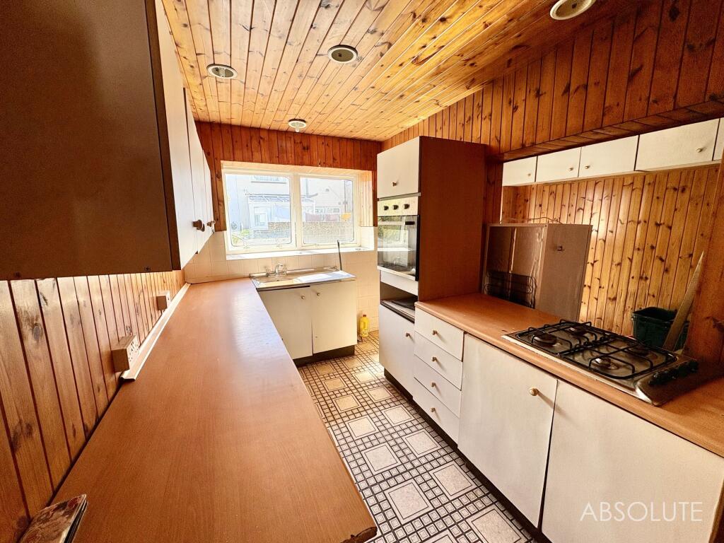 House in Torquay - More