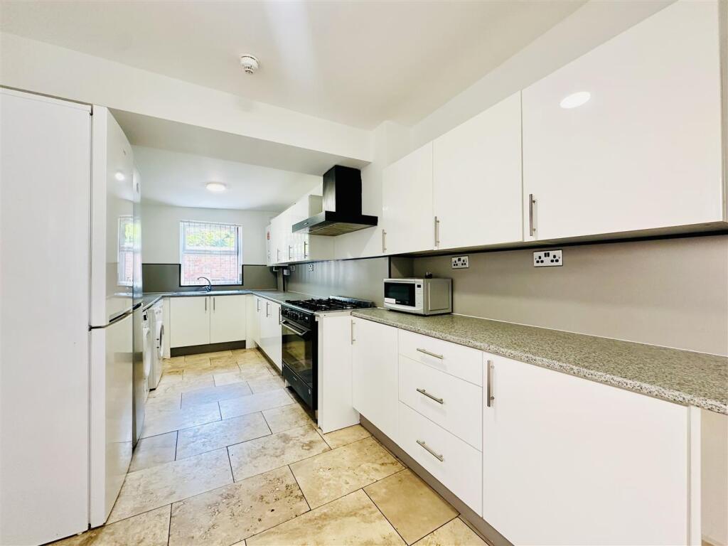 House in Nottingham, Old Lenton, Lenton - View 5