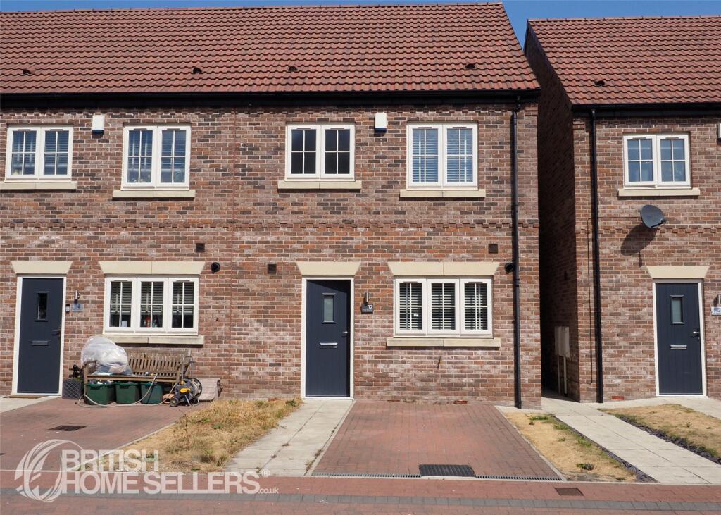 Main image of property: Wharf Crescent, Thorne, Doncaster, South Yorkshire, DN8