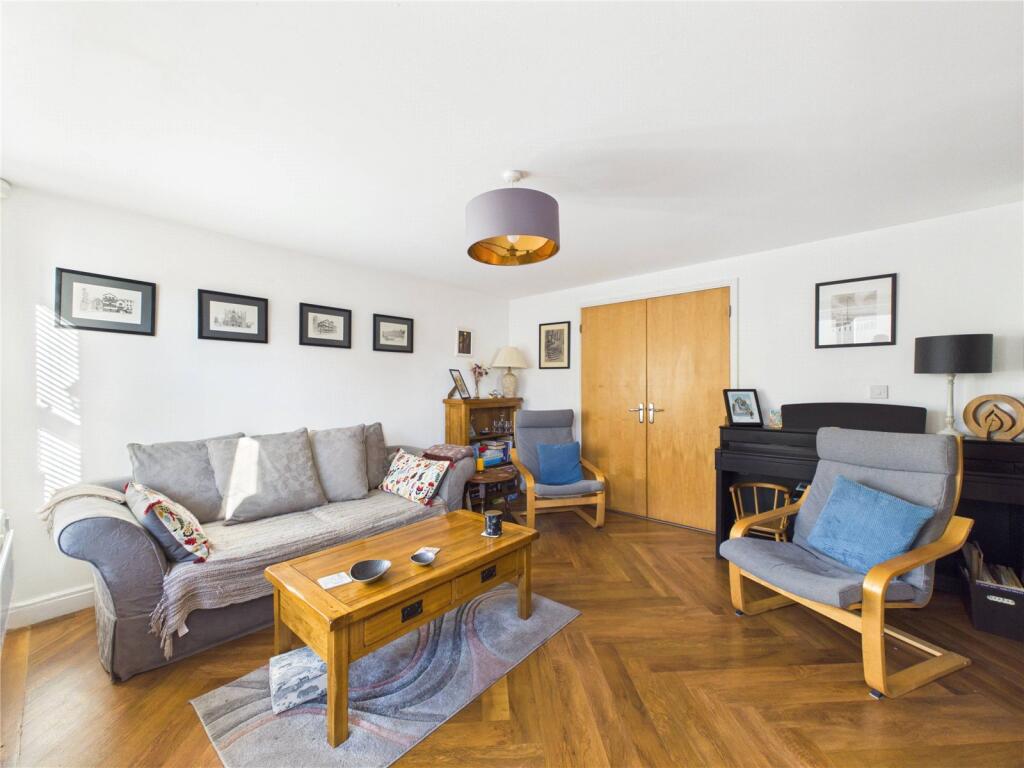 House in Bristol, Kingswood - View 3