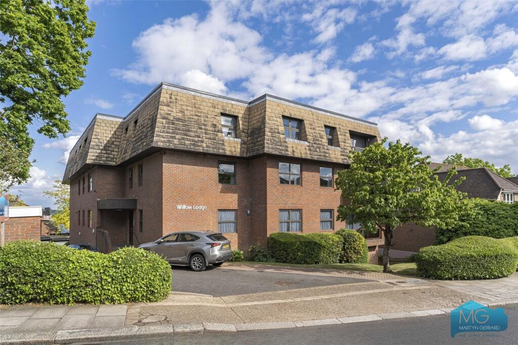 Main image of property: Willow Lodge, 61 Lyonsdown Road, New Barnet, Barnet, EN5