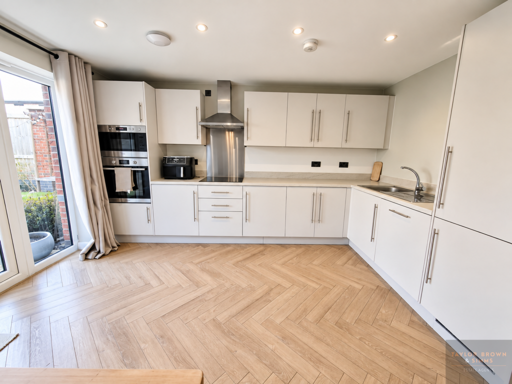 Porterwood Drive, Shipley, Heanor, Derbyshire photo 4