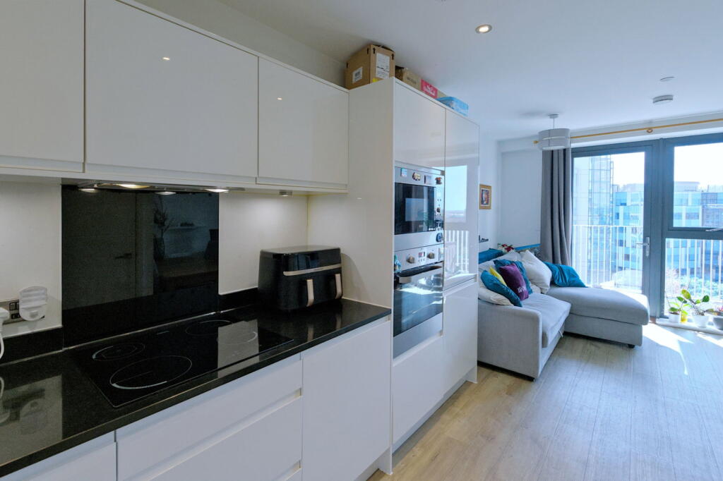 Apartment in London - View 2