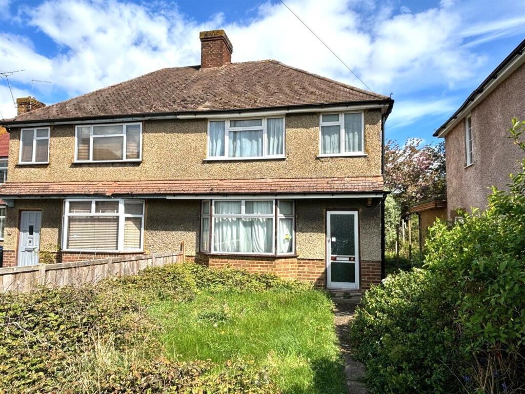 Main image of property: Shakespeare Road, Addlestone