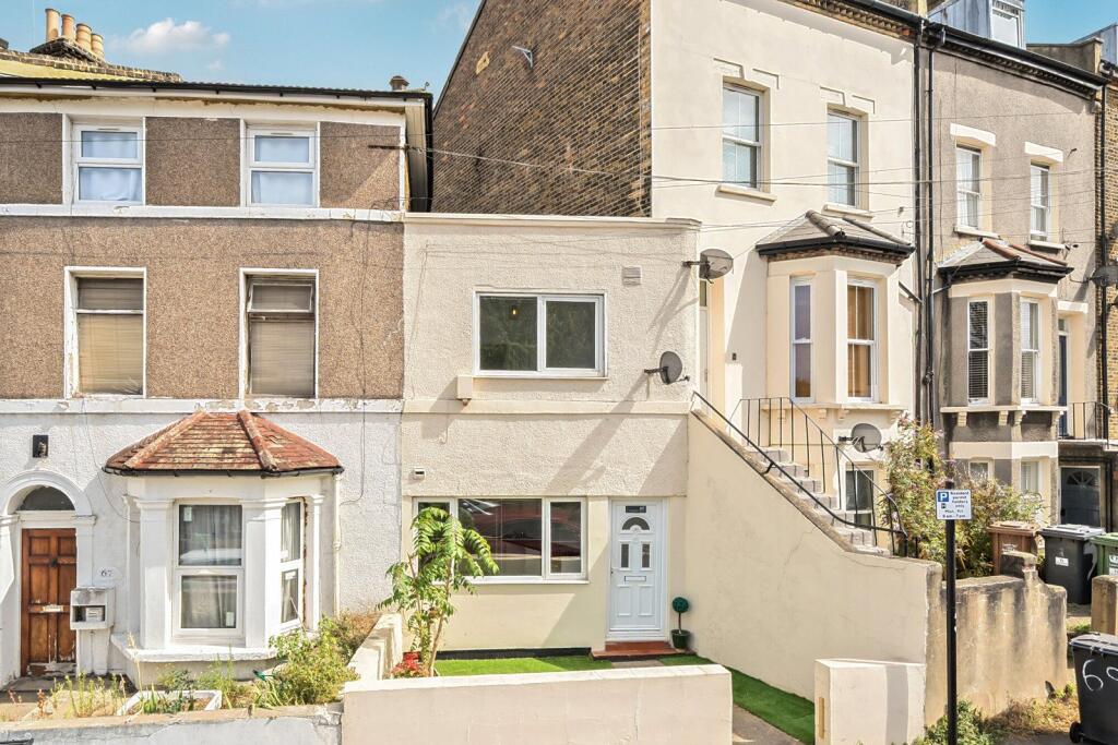 House in London - View 5