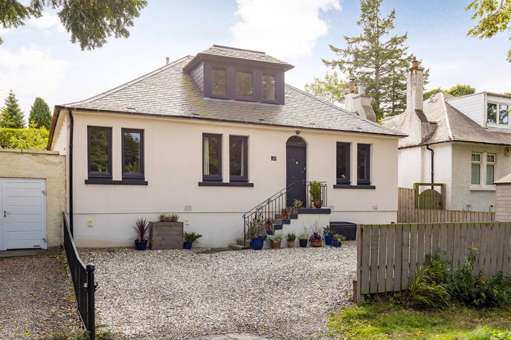 Main image of property: 42 Greenbank Drive, Greenbank, Edinburgh, EH10 5RF