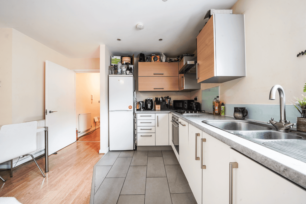 Main image of property: Commercial Road, London, E14