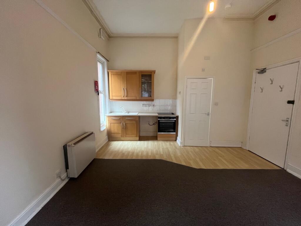 Main image of property: Flat 2 , 26 Magdala Road, Mapperley Park, Nottingham , NG3 5DF