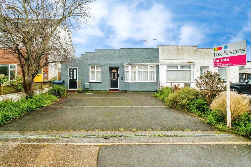 2-bed bungalow on Canterbury Road, Worthing, £350,000