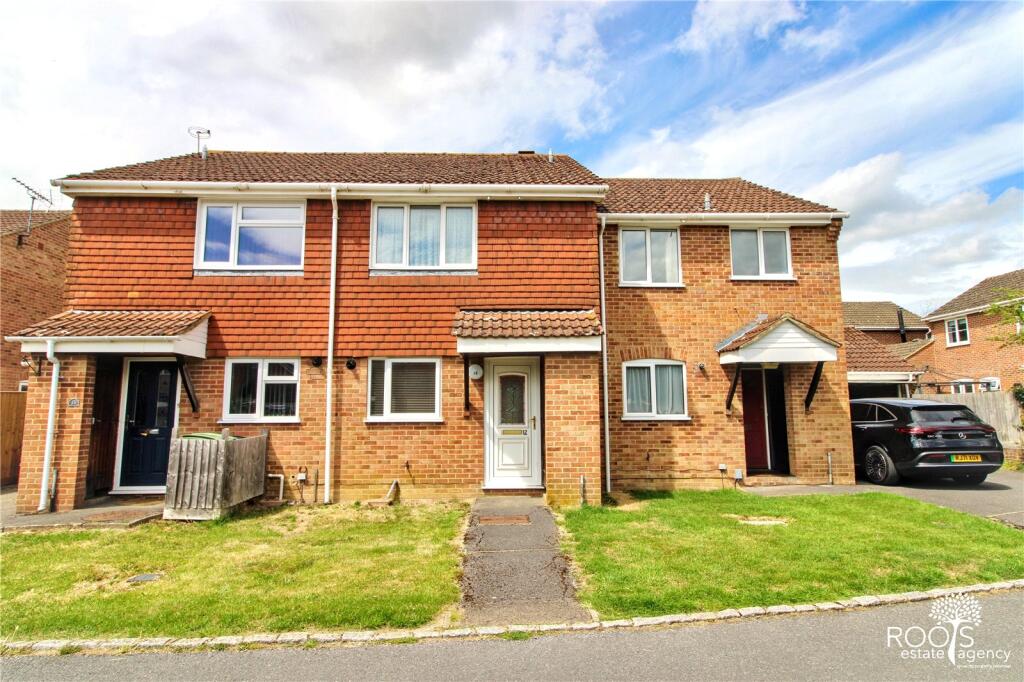 Main image of property: Fyfield Road, Thatcham, Berkshire, RG19