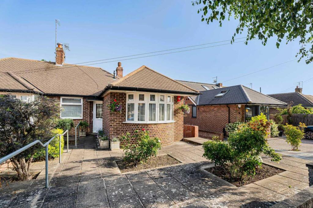 Main image of property: Hamilton Road, Cockfosters, EN4