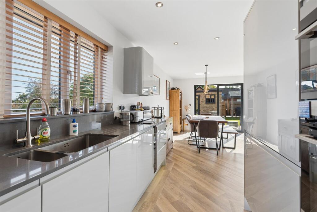 House in Meppershall, Central Bedfordshire - View 2