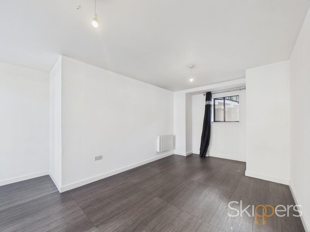 Apartment in Maidstone, Kent - View 5