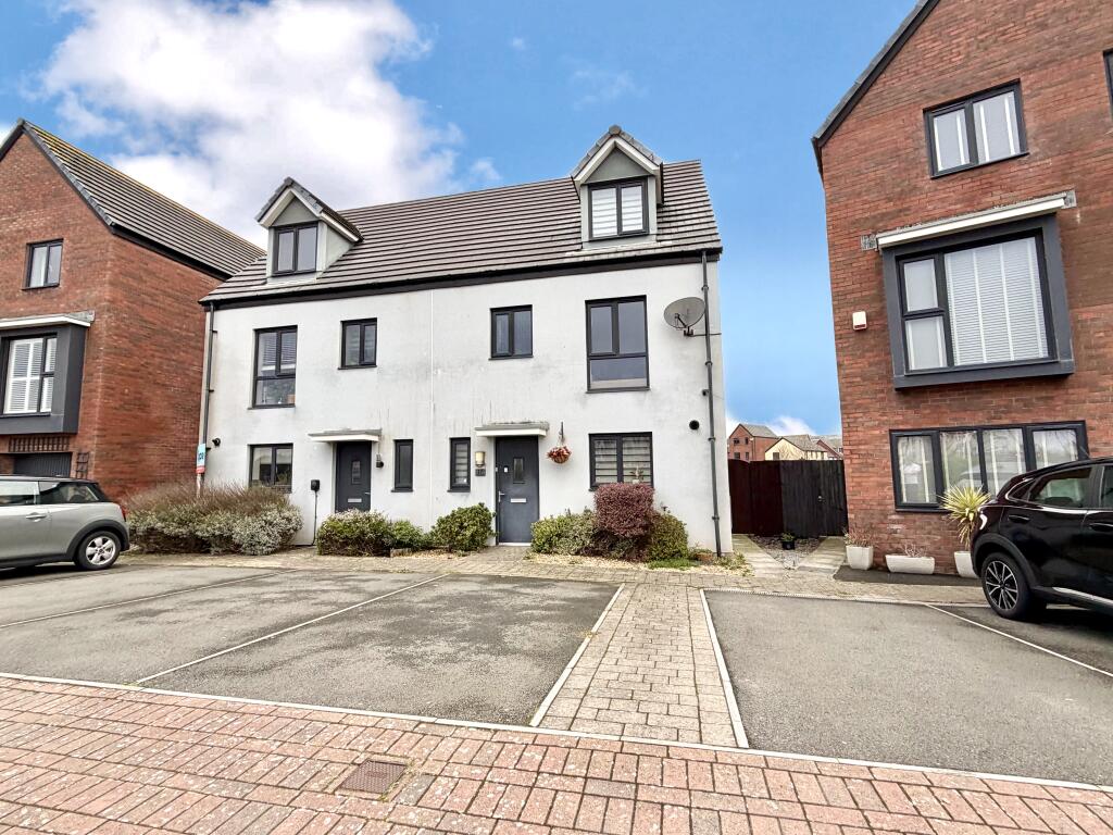 4-bed other on Island View, Barry, CF62, £330,000