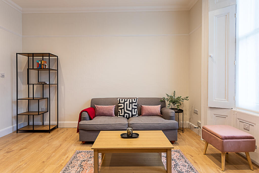 Apartment in London - View 5
