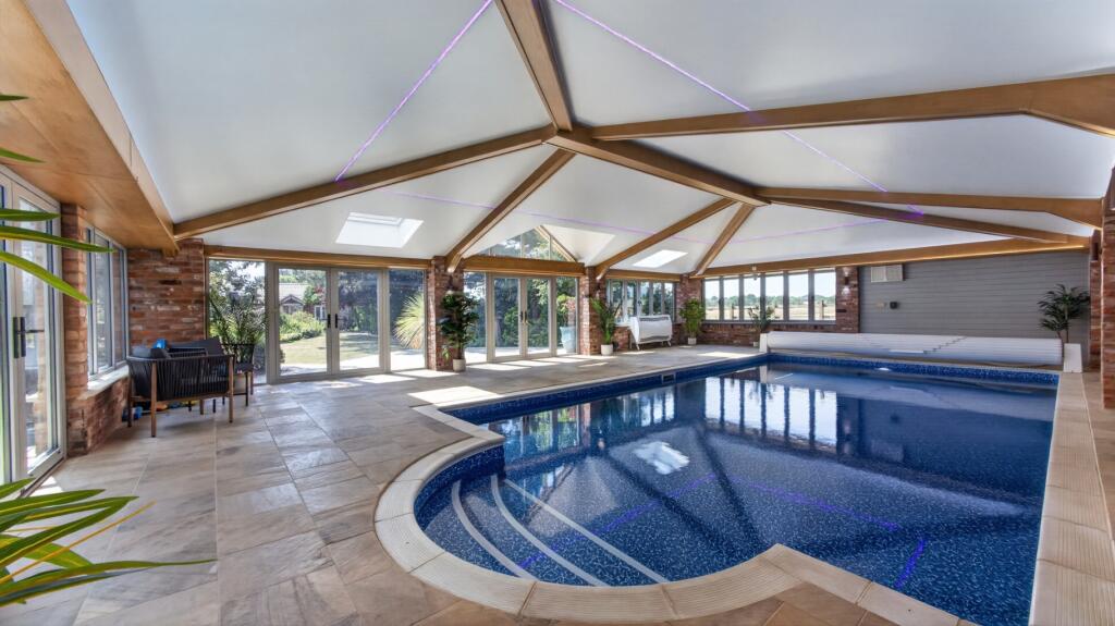 House in Rushcliffe, Cropwell Butler - View 3
