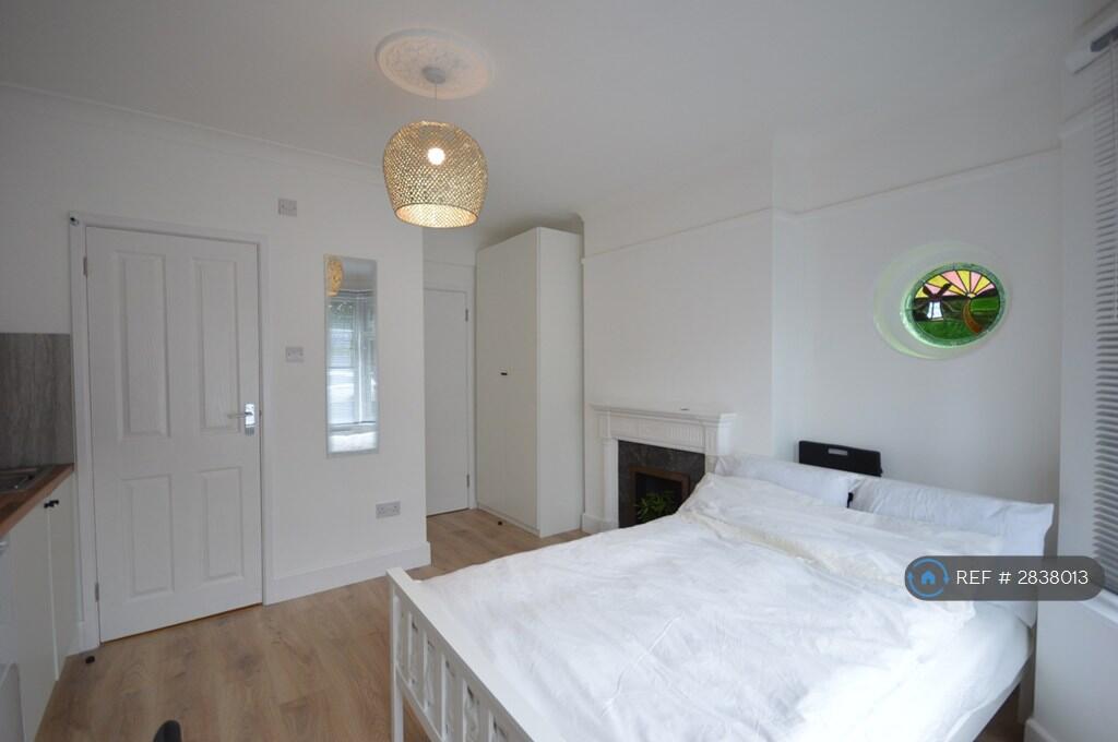 Additional image 9 of Winton, Bournemouth, BH10