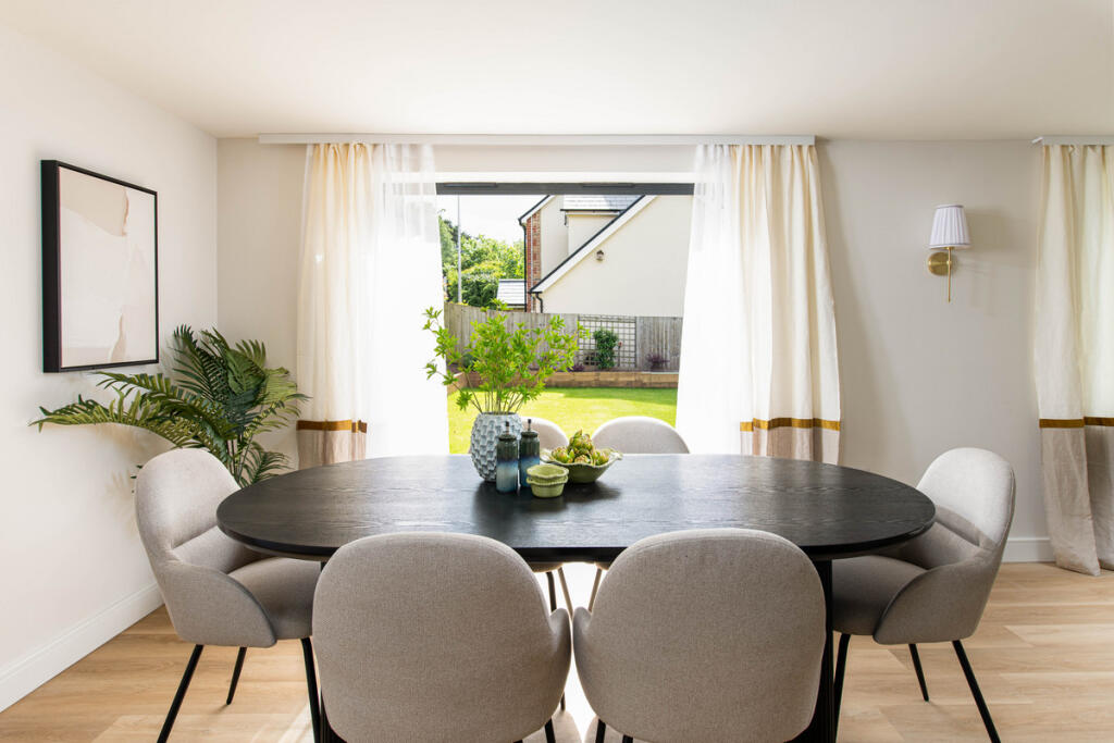 House in Cleeve, North Somerset - More