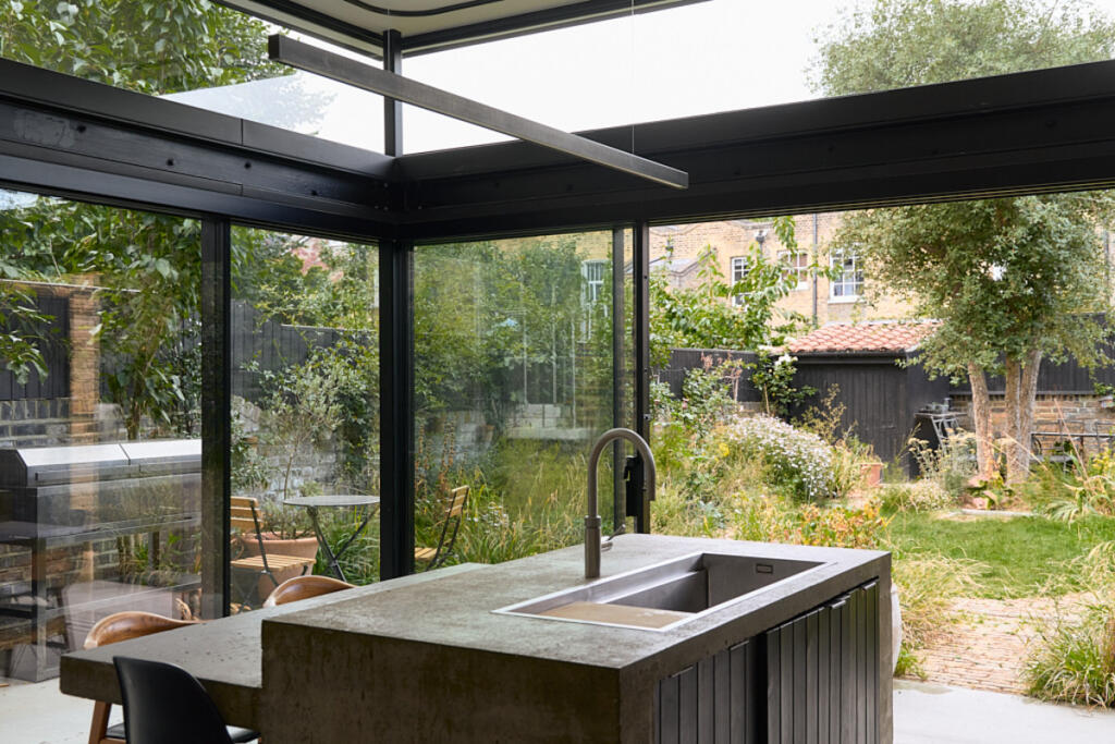 Coborn Street, London, E3 2 photo 4