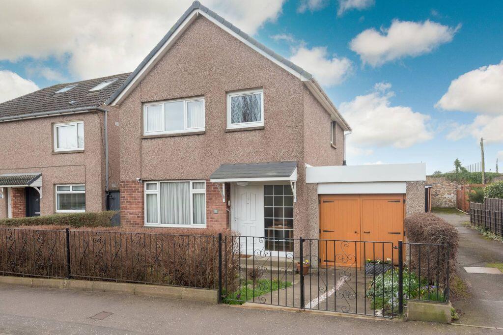 Main image of property: 25 Hamilton Drive, Edinburgh, EH15 1NP